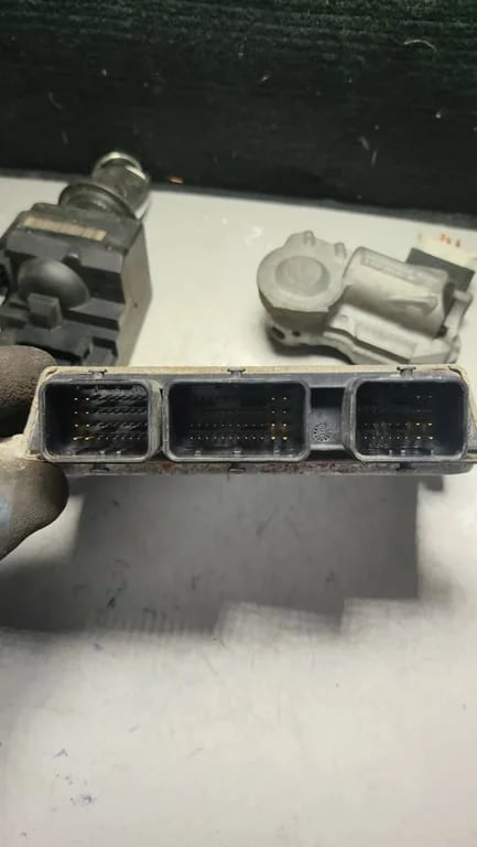 A2711536191 A9065456408 A0375456132 ECU for MB