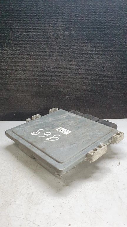 BV61-12A650-AXH S180133039 9TNH ECU for FORD FOCUS