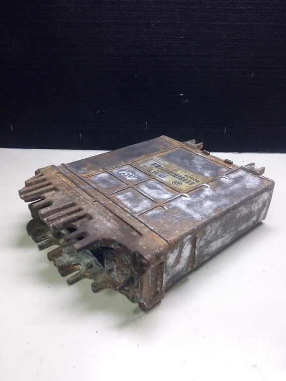 074906021AG 0281010088 ECU for VW
