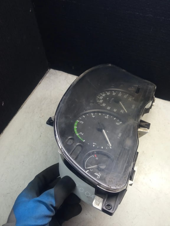 98VP-10C956-FB INSTRUMENT CLUSTER for FORD