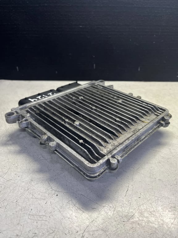 A6421505878 0281013728 0281013728 ECU for MB