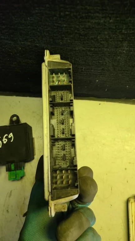 2D0906019C 0281010587 2D0953257 ECU for VW