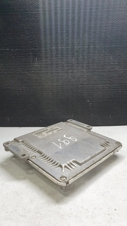 0281011084 9647693180 ECU for CITROEN XSARA