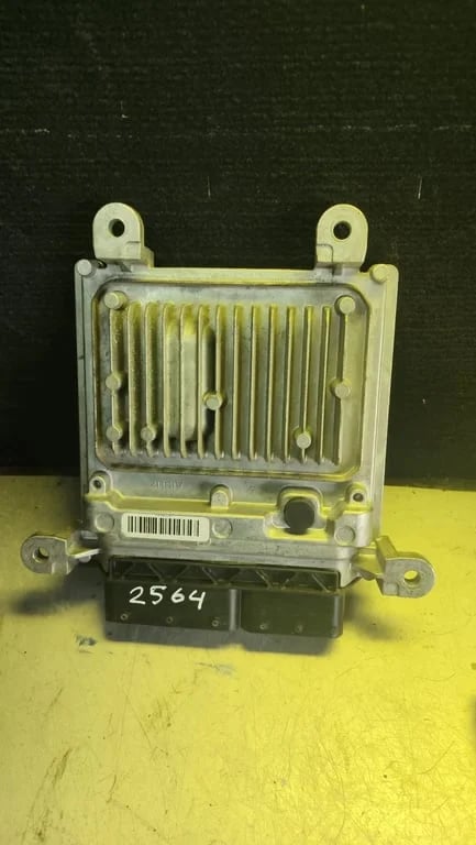 A6519007401 A6519011801 28381036 ECU for MB