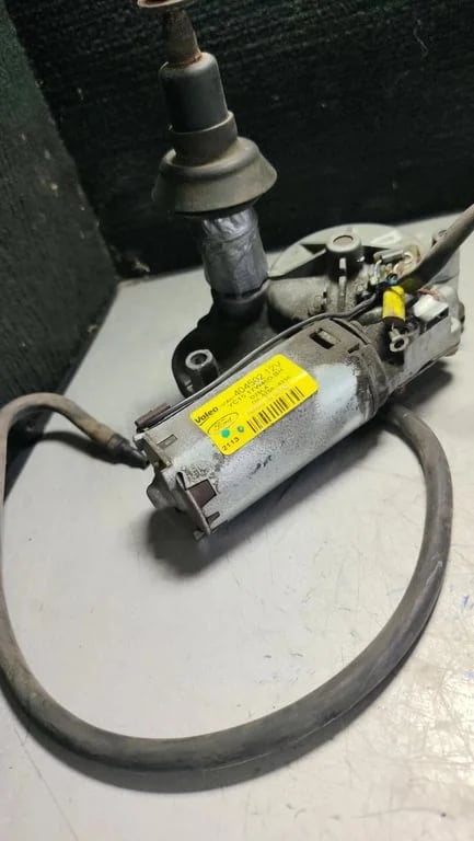 YC1517W400BH 404502 Rear window wiper motor for FORD