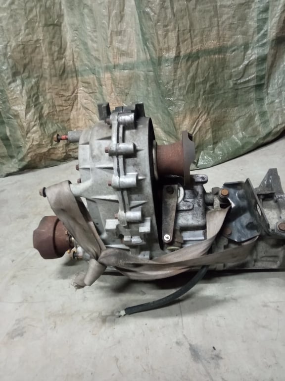 P52099360AD Jeep Grand Cherokee Gearbox Transfer Box Case
