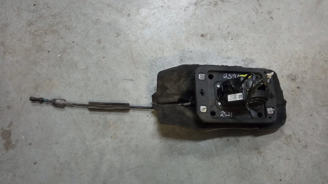 2H1713025A 2014 Volkswagen AMAROK Automatic Gear Shift Lever