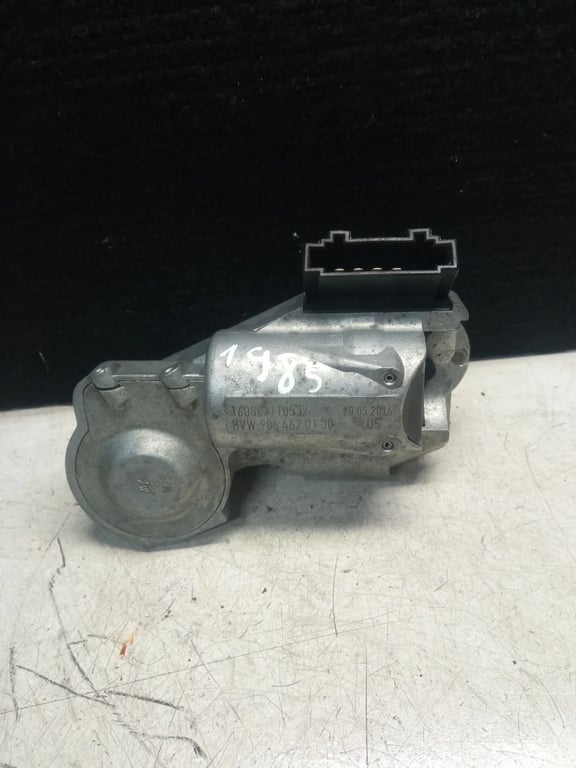 HVW9064620130 160502110532 ignition lock for VW CRAFTER