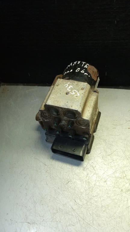 8200528357 54084794B ABS PUMP FOR RENAULT