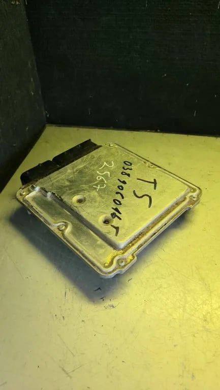 038906016T 0281012761 control module for VW T5