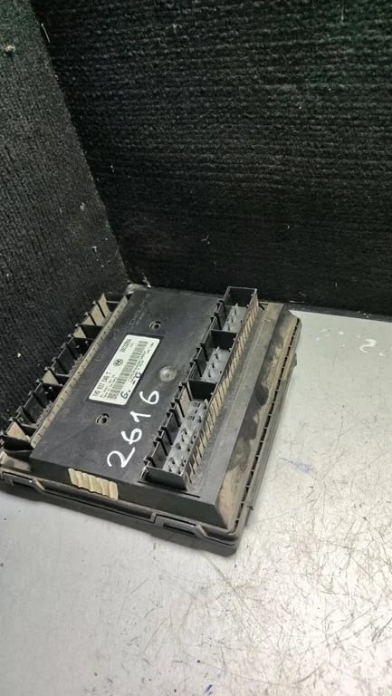 7H0937049T 28032864 ECU for VW