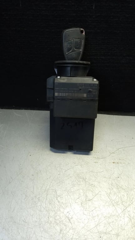 6395450608 IGNITION LOCK WITH KEY FOR MB