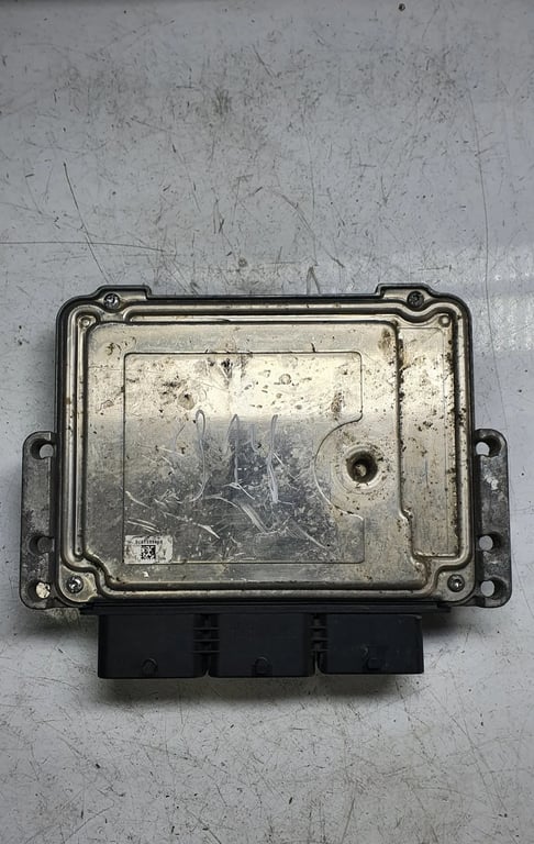 0281030193 C1B1-12A650-AF ECU for FORD FIESTA