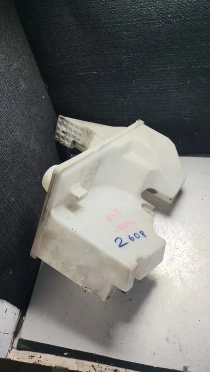 7H0955453L 1K5955651 WASHER FLUID TANK for VW