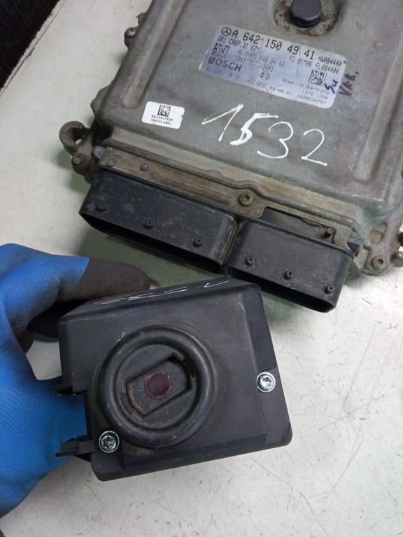 A6421504941 A9065456408 A0375456132 ECU for MB SPRINTER