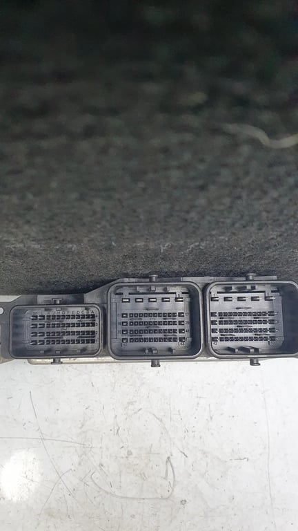 0281030193 C1B1-12A650-AF ECU for FORD FIESTA