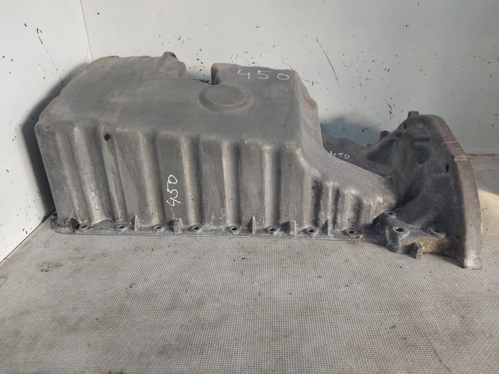 R6110140902 A0041535228 MERCEDES BENZ oil pan