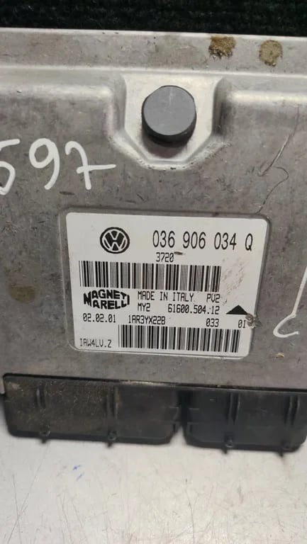 036906034Q 1AR3YX22B ECU for AUDI A2