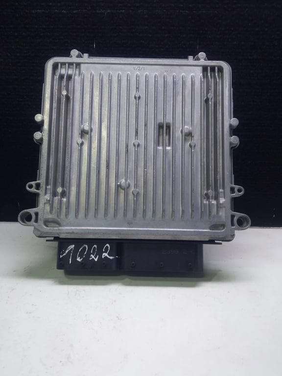 A6461500500 0281015923 1039S28923 ECU for MB