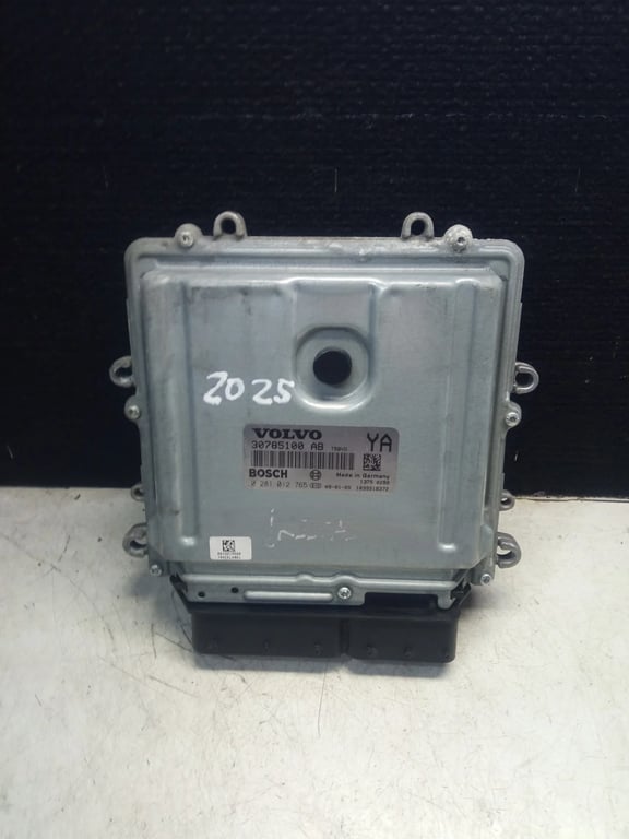 30785100 0281012765 ECU for VOLVO
