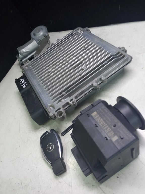 A6421507978 0281013714 2095453308 A2034621130 ECU for MB