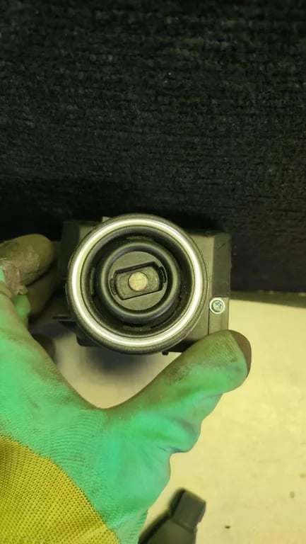 6395450508 IGNITION SWITCH WITH KEY FOR MB