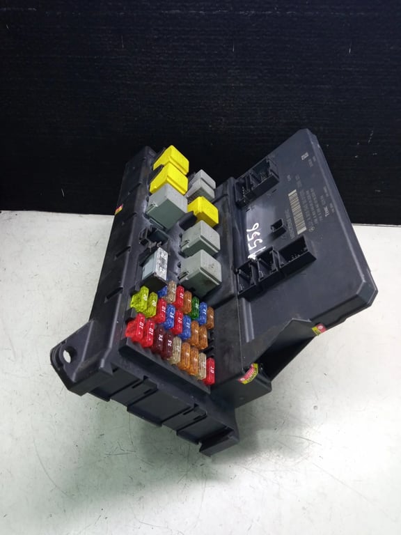 A9065453001 A9065450401 fusebox & sam control module for MB