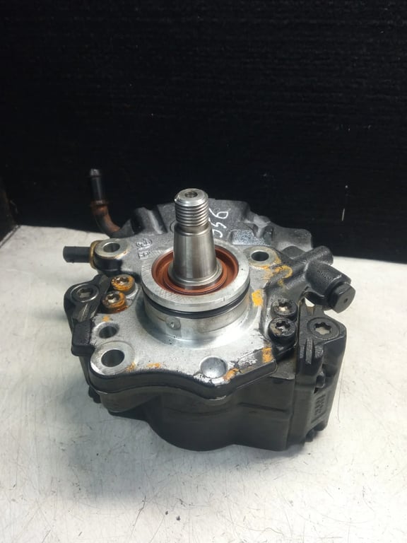 6510702001 9424L17560 7190-188A FUEL PUMP for MB