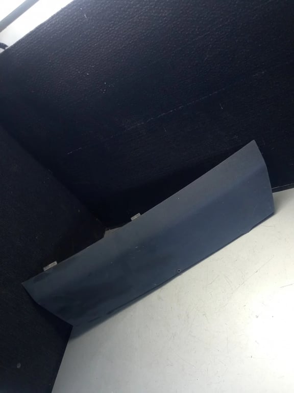 A6398840022 AIR FILTER COVER TRIM for MB