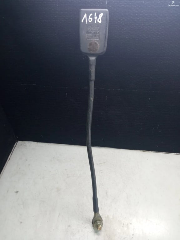 255857843A 23679 SEAT BELT FOR VW T4