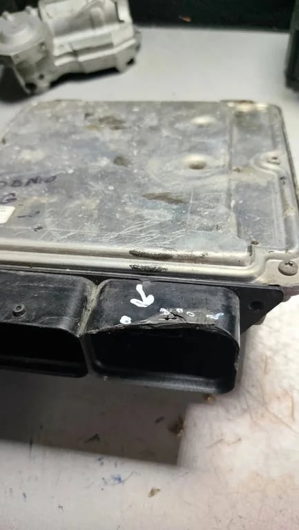 074906032BA 0281014132 9065452608 ECU for VW