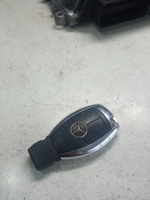A6421504477 0281013990 ECU for MB with 1 KEY