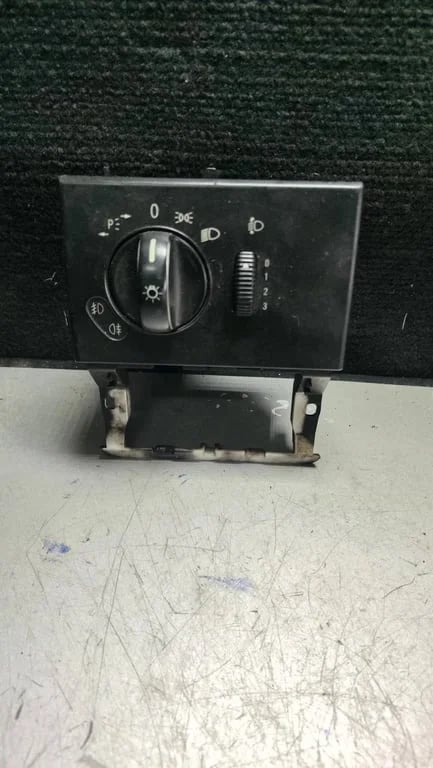 A6395450204 HEADLIGHT SWITCH for MB VITO