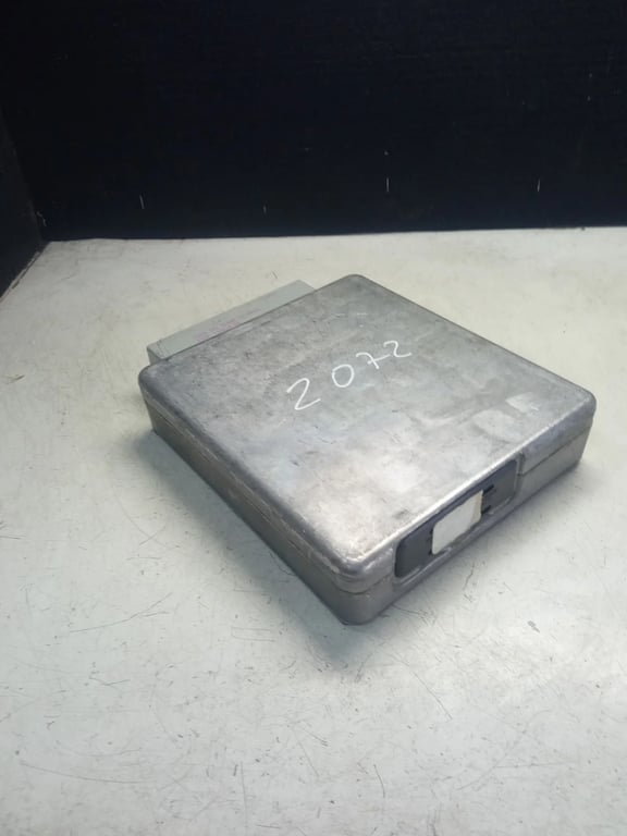 1M5F-12A650-BD JQZ2 EJ9AB4B1FVWL ECU for FORD FOCUS
