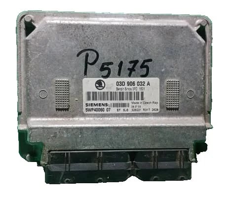 03D906032A Engine control unit/module ECU for Skoda Fabia Mk1 (6Y)