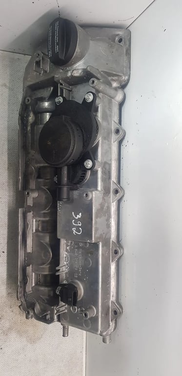 A6460161905 MERCEDES head valve cover