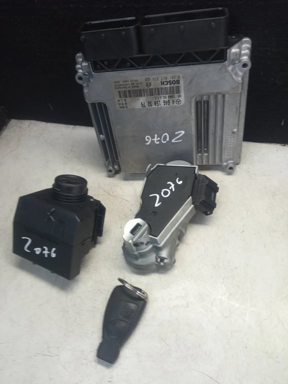 A6461503279 0281011934 2095452308 A2034621130 ECU for MB