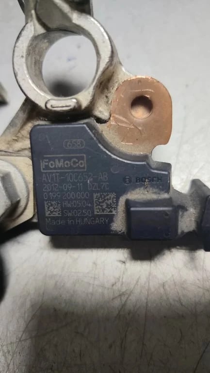AV1T-10C652-AB FORD TRANSIT CUSTOM CLAMP BATTERIEMODUL