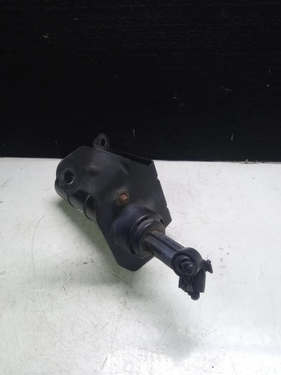 A9068690314 A9068600247 headlight washer spray nozzle