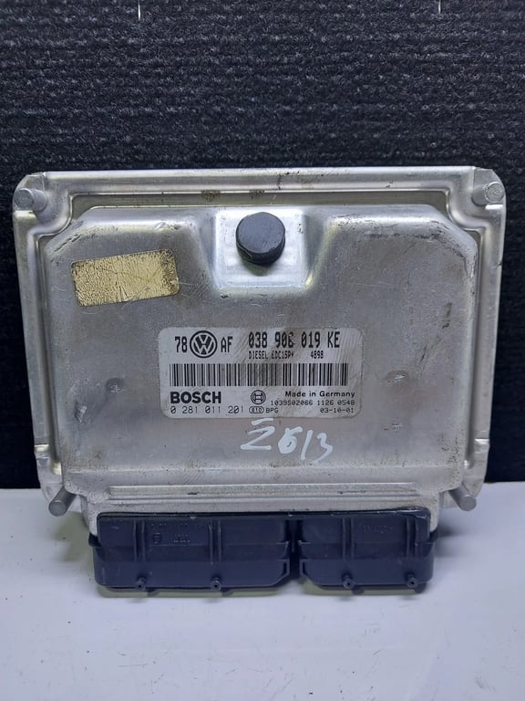 038906019KE 0281011201 ECU for SKODA