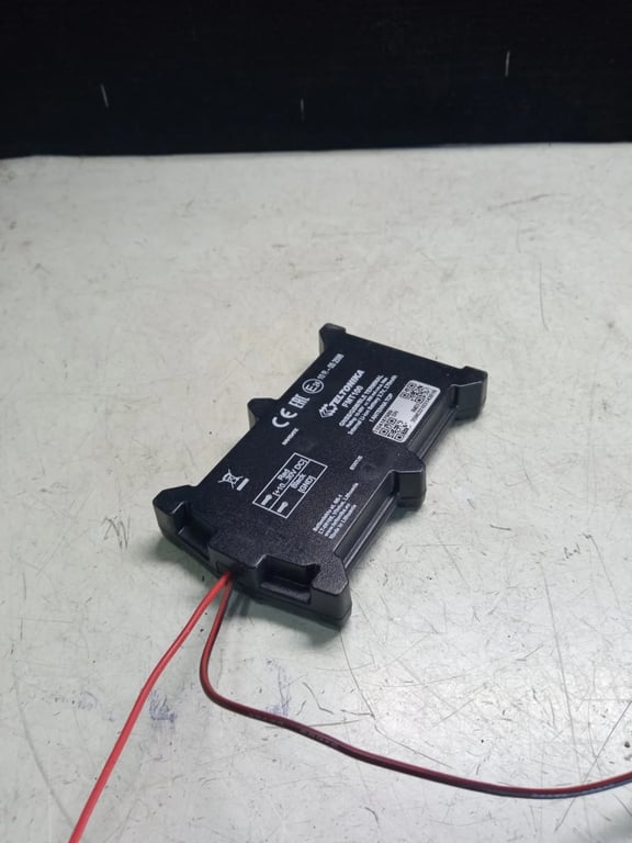FMT100 TELTONIKA real time gps tracker