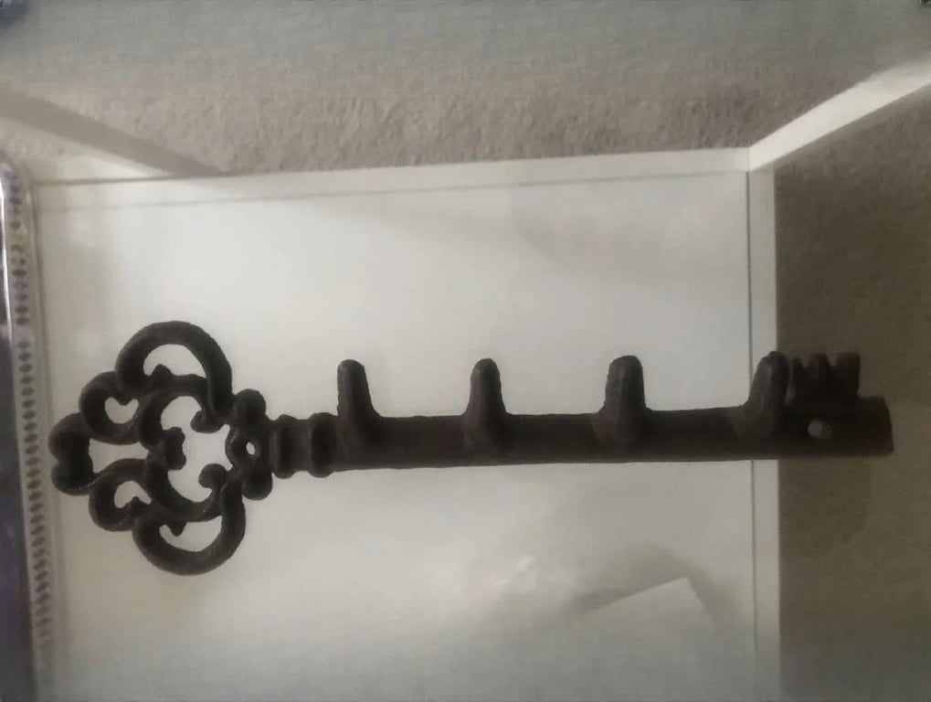 Ketaus kabyklėlė raktams - Image 3