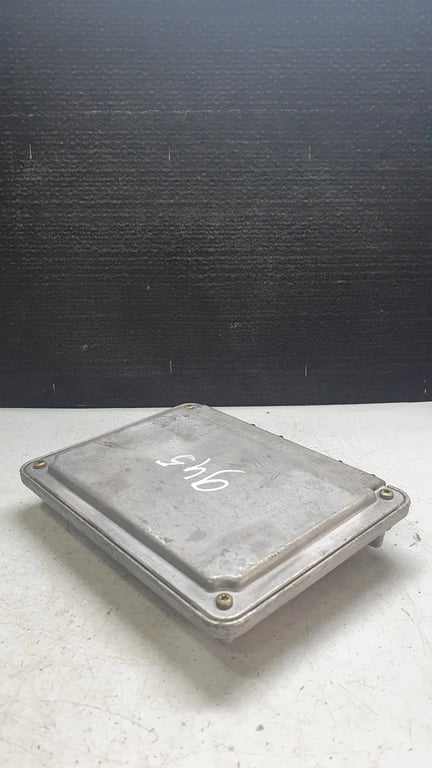 071906018R 0261206176 26SA5483 ECU for VW