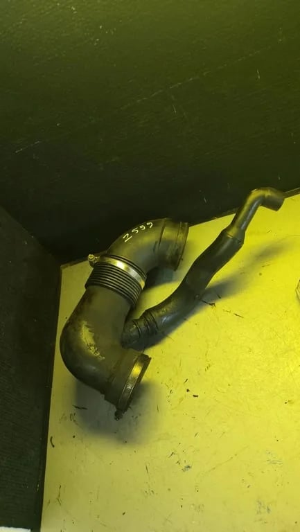A6120940108 A6120160081 Turbo air intake inlet pipe/hose for MB