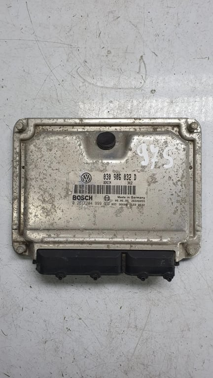 030906032D 0261204999 26SA6055 ECU for  VW LUPO