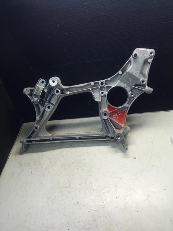 A6512011109 ALTERNATOR PULLEY SUPPORT BRACKET for MB