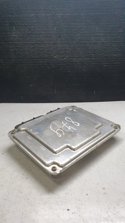 038906012CL 0281010380 28SA5110 ECU for VW