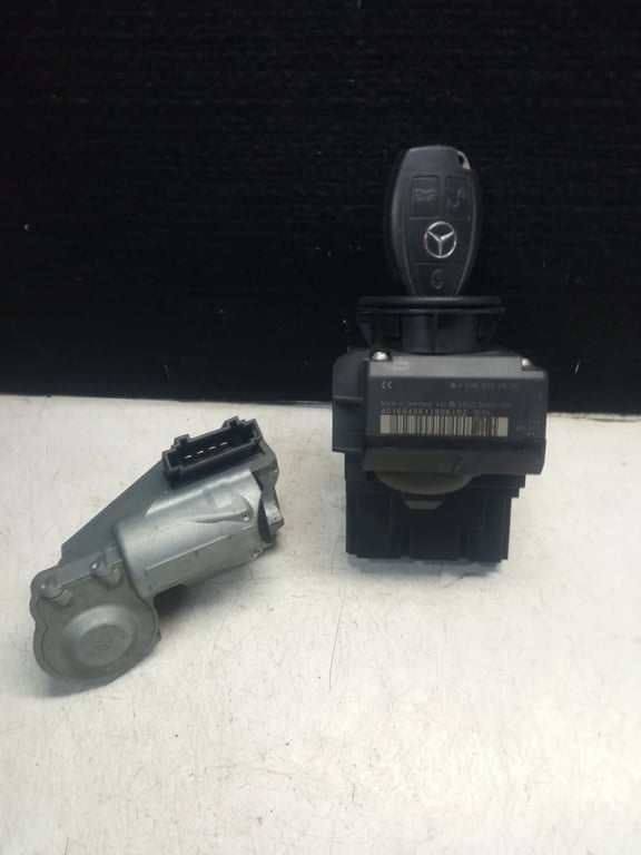 A9069050600 A0375456132 IGNITION SWITCH AND KEY for MB