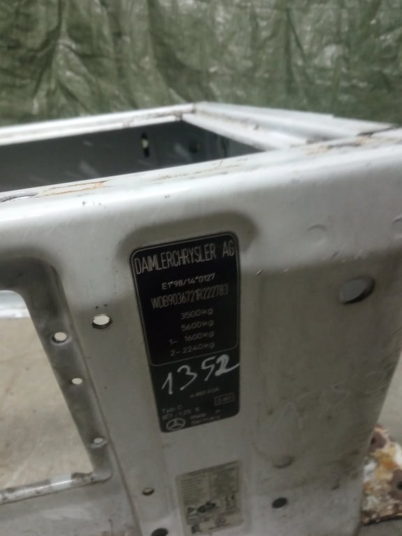 MERCEDES  BENZ  SPRINTER 903 Seat Base Frame