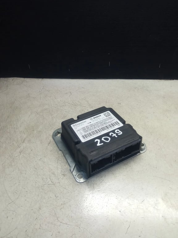 A0009010201 0285010900 ECU for MB